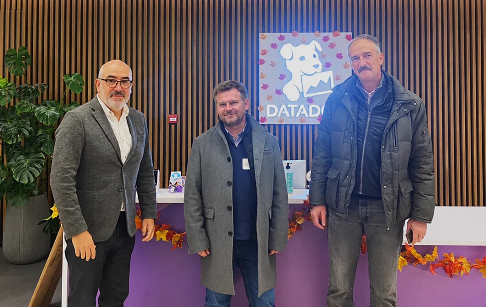 Rencontre Datadog à Amsterdam avec Jérôme Ruiz à gauche, photo retouchée