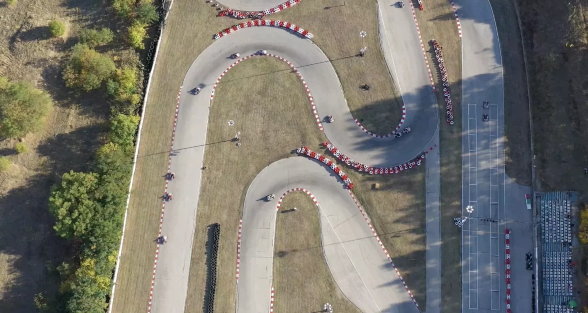 Vue aérienne du circuit dans le teaser original du Waouh Event