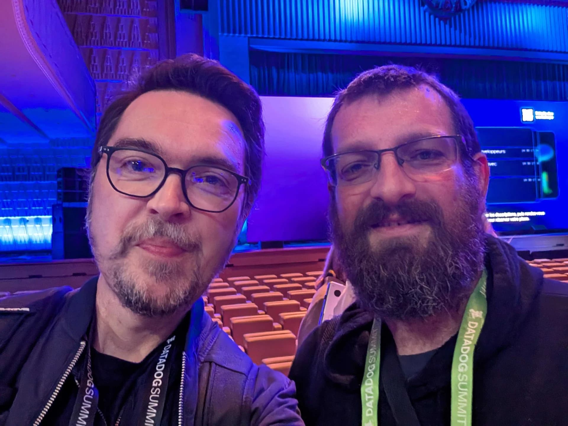 Mathieu et Manu dans l’auditorium du Datadog Summit Paris